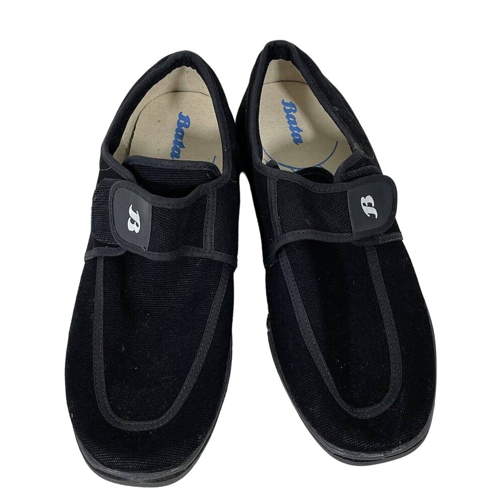 Bata North Star Slip On Hook and Loop Size 7 Shoes